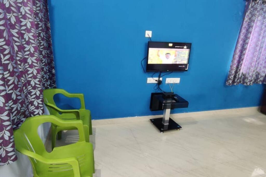 Yelagiri Ram Cottage @Home With Kitchenette Full Exterior photo