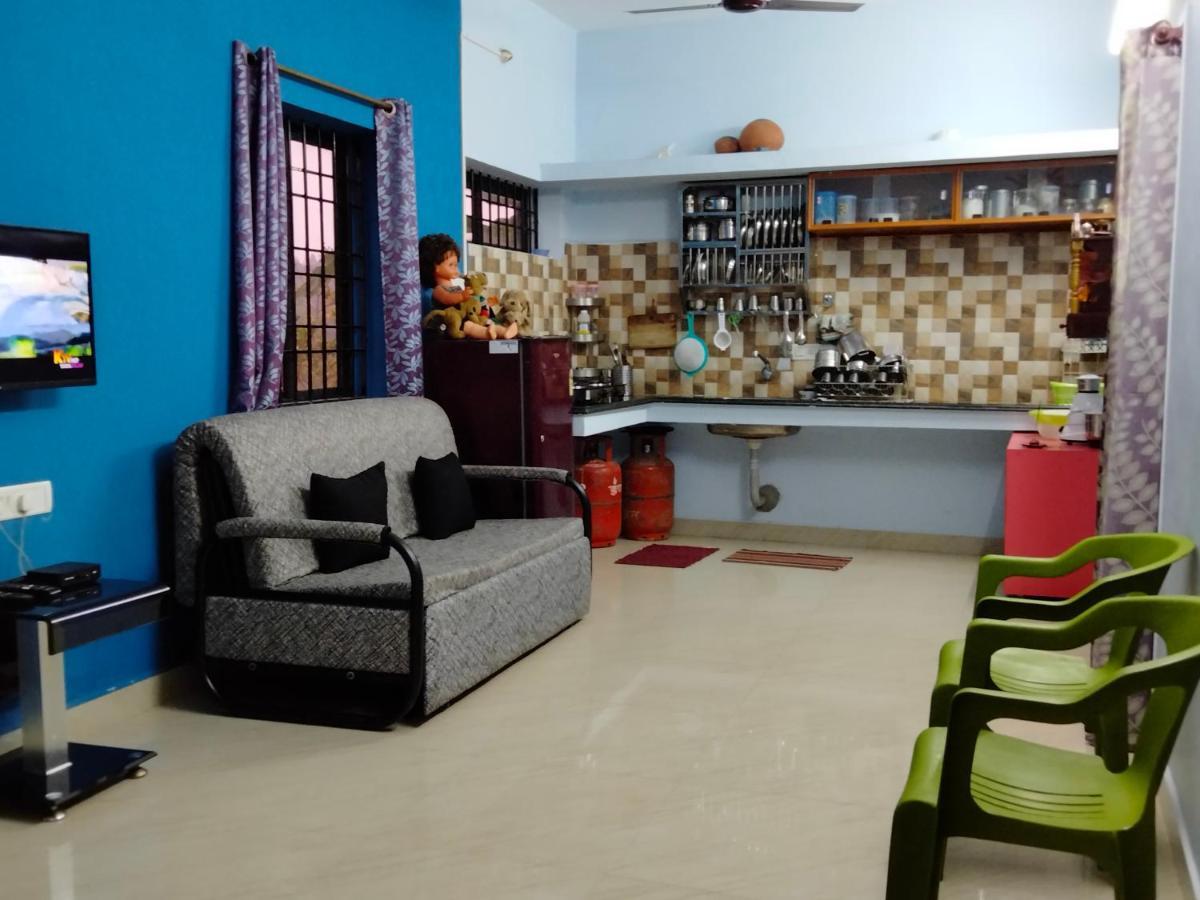 Yelagiri Ram Cottage @Home With Kitchenette Full Exterior photo